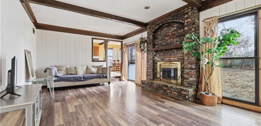 7922 N Northwood Road, Kansas City, MO 64151
