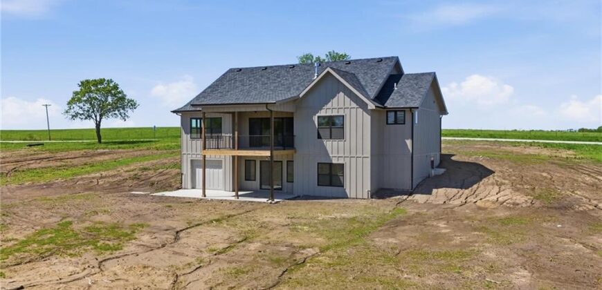 9915 Stockdale Road, Liberty, MO 64068