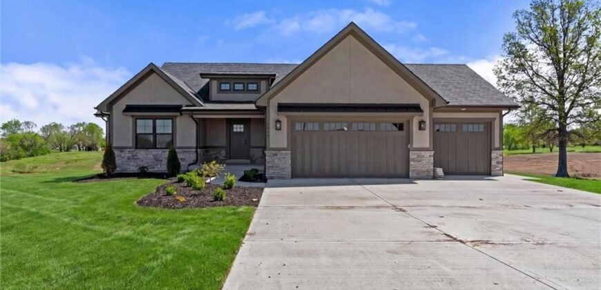 9619 Stockdale Road, Liberty, MO 64068