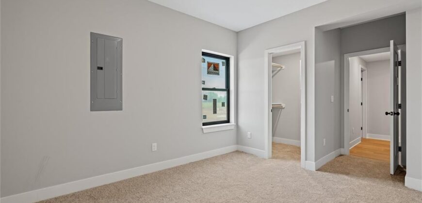 9901 Stockdale Road, Liberty, MO 64068