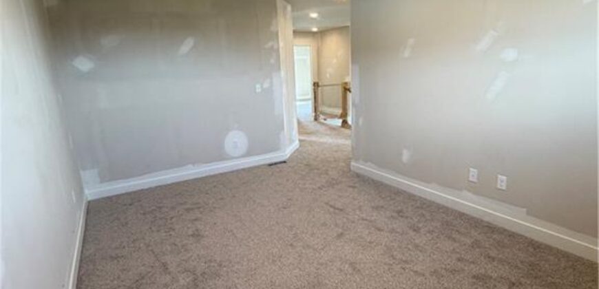13630 Clover Court, Kearney, MO 64060