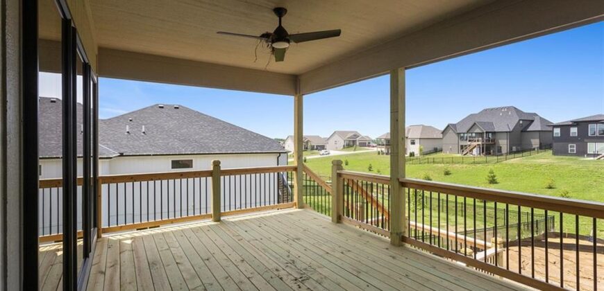 13630 Clover Court, Kearney, MO 64060