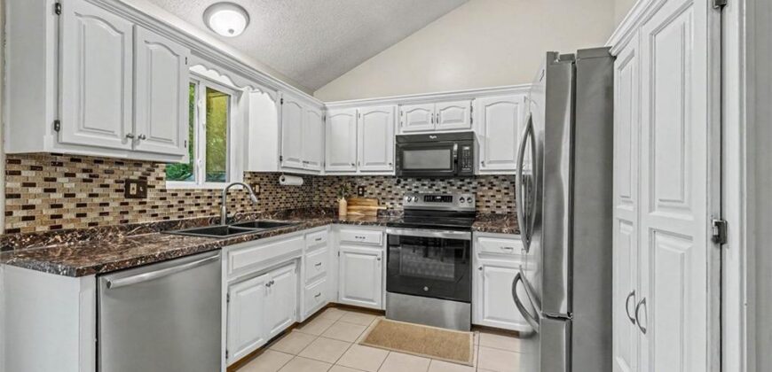 8531 NE 110th Terrace, Kansas City, MO 64157