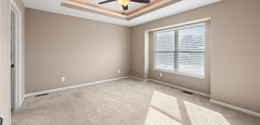 194 N Camelot Drive, Liberty, MO 64068