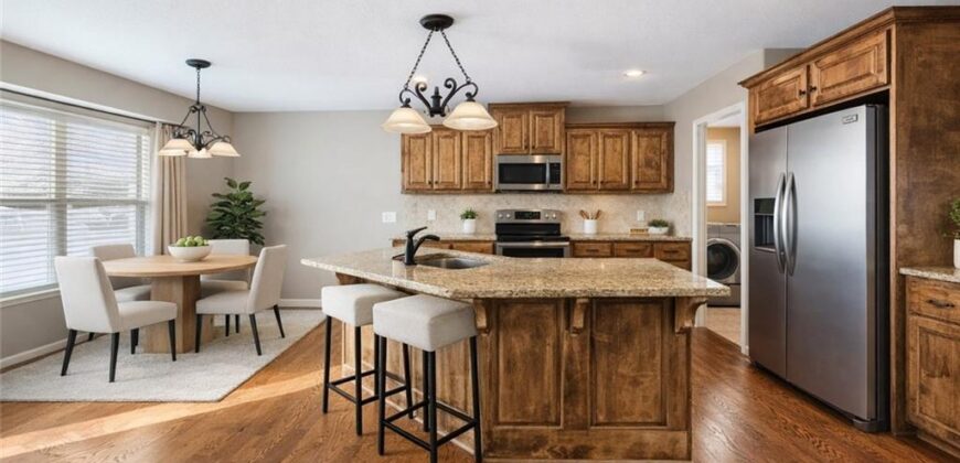 194 N Camelot Drive, Liberty, MO 64068