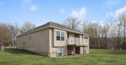 194 N Camelot Drive, Liberty, MO 64068