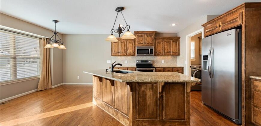 194 N Camelot Drive, Liberty, MO 64068