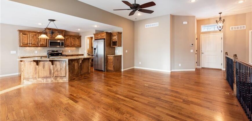 194 N Camelot Drive, Liberty, MO 64068