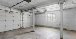 3630 N Briarcliff Road, Kansas City, MO 64116
