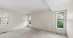 3630 N Briarcliff Road, Kansas City, MO 64116