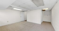 3630 N Briarcliff Road, Kansas City, MO 64116
