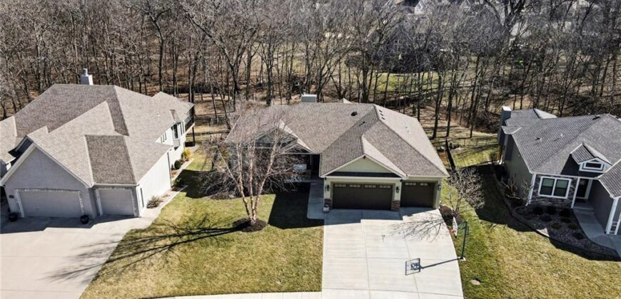 18301 Belinda Drive, Smithville, MO 64089