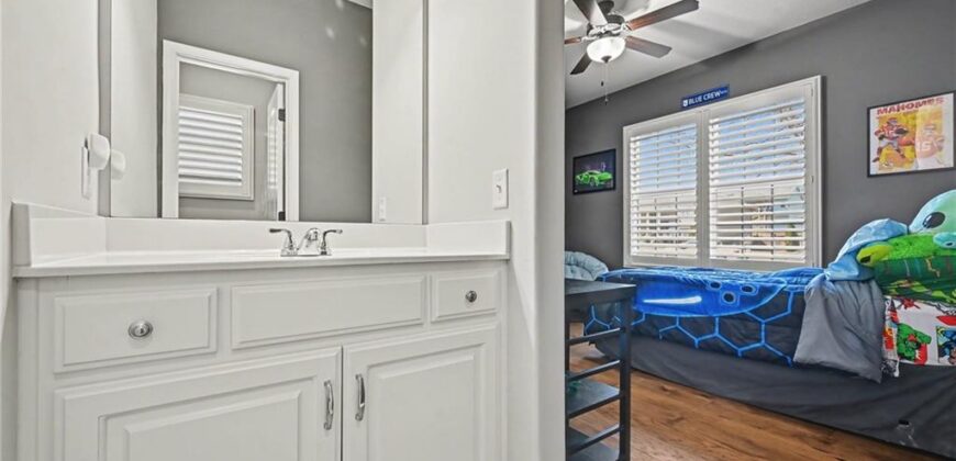 18301 Belinda Drive, Smithville, MO 64089