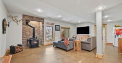 18301 Belinda Drive, Smithville, MO 64089