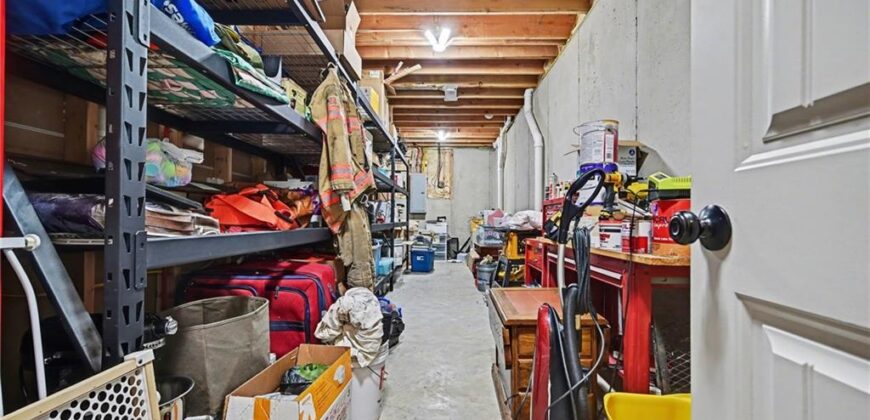 18301 Belinda Drive, Smithville, MO 64089
