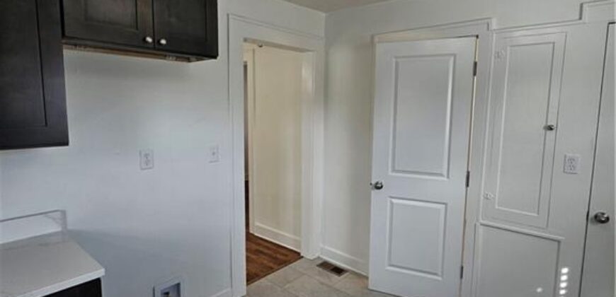 1229 E 24th Avenue, North Kansas City, MO 64116