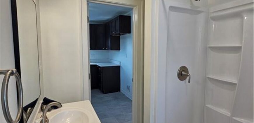 1229 E 24th Avenue, North Kansas City, MO 64116