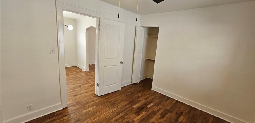 1229 E 24th Avenue, North Kansas City, MO 64116