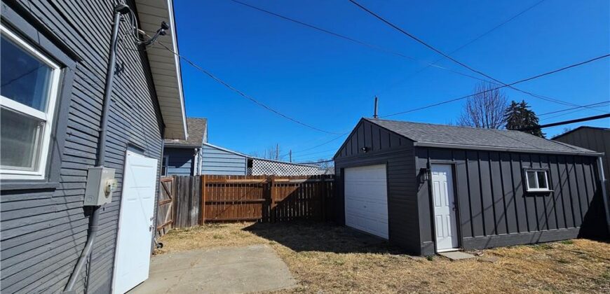 1229 E 24th Avenue, North Kansas City, MO 64116