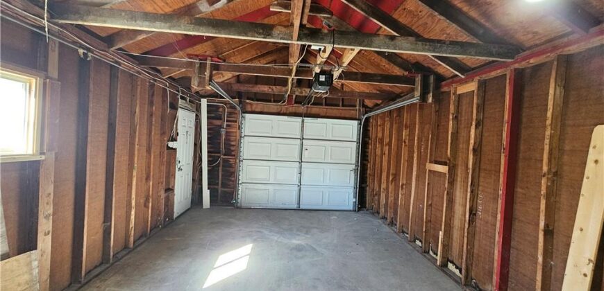 1229 E 24th Avenue, North Kansas City, MO 64116