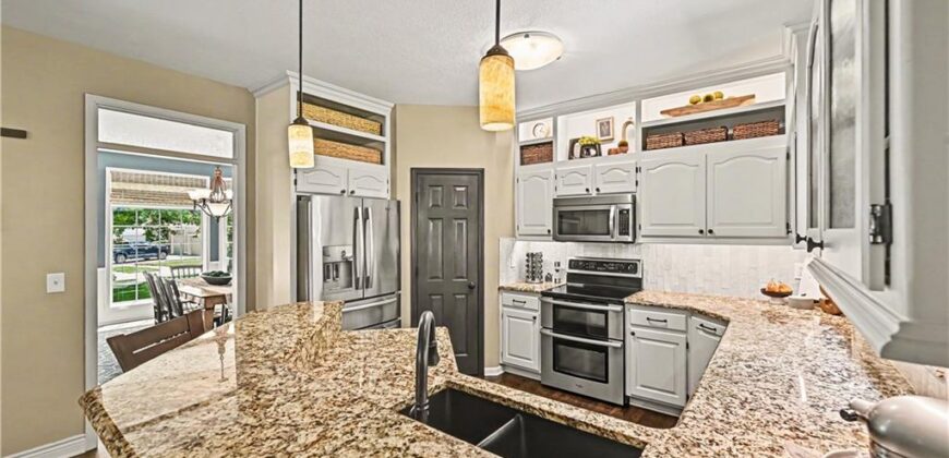 1561 Parkside Drive, Liberty, MO 64068