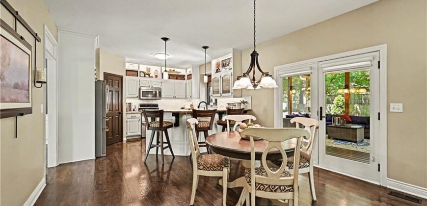 1561 Parkside Drive, Liberty, MO 64068
