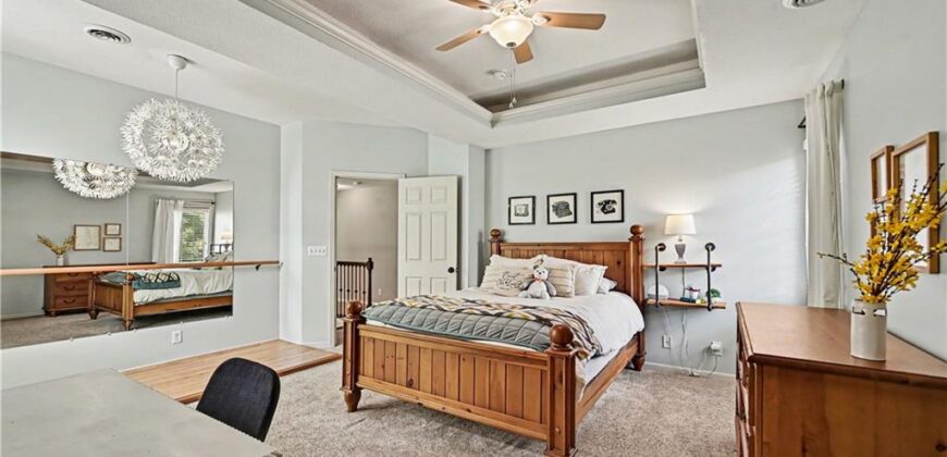 1561 Parkside Drive, Liberty, MO 64068