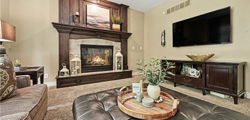 1561 Parkside Drive, Liberty, MO 64068