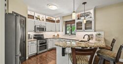 1561 Parkside Drive, Liberty, MO 64068