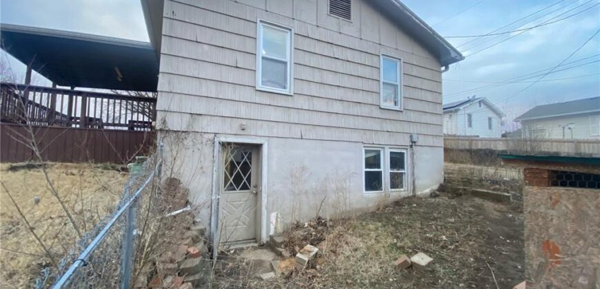1012 Magnolia Street, Excelsior Springs, MO 64024