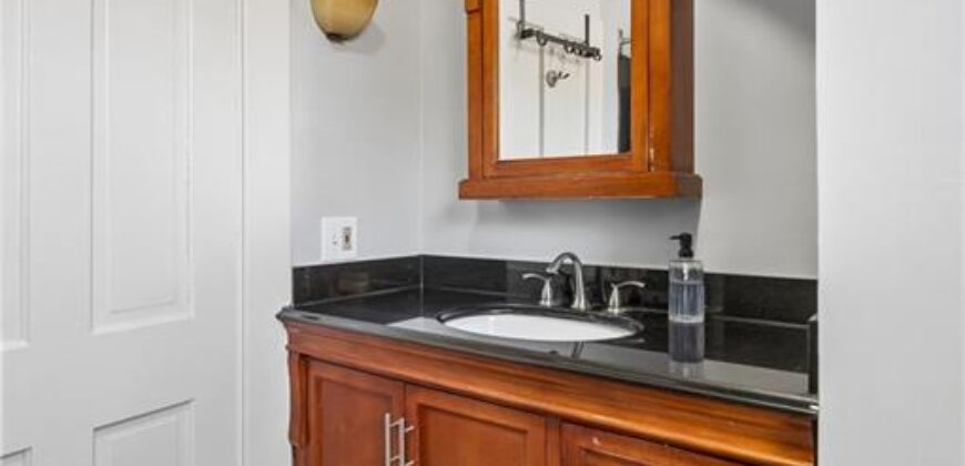 424 Walnut Street, Weston, MO 64098
