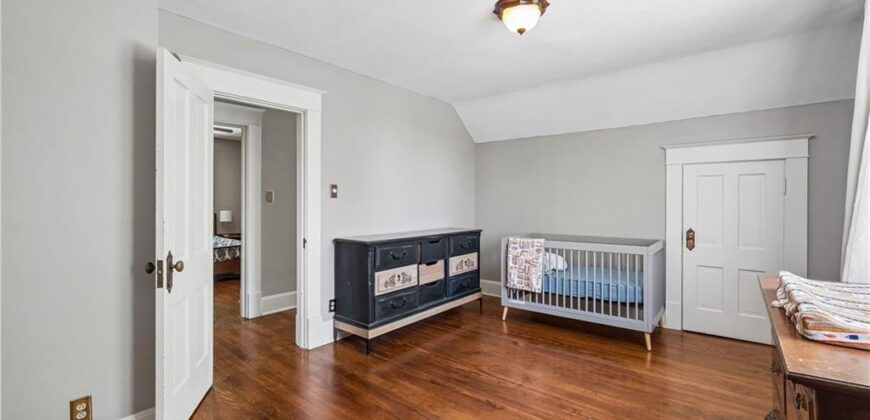 424 Walnut Street, Weston, MO 64098