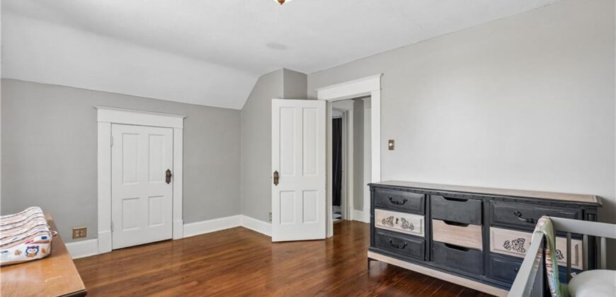 424 Walnut Street, Weston, MO 64098
