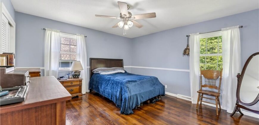 6305 N Bales Avenue, Gladstone, MO 64119