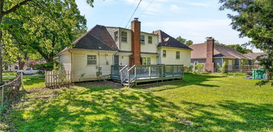 6305 N Bales Avenue, Gladstone, MO 64119