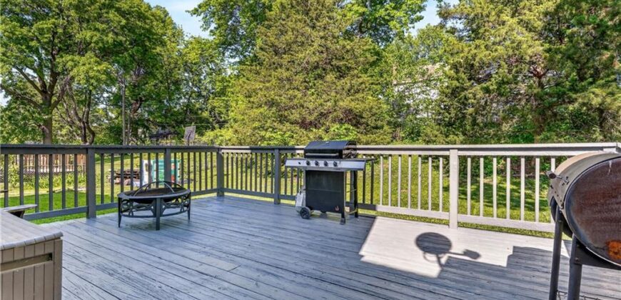 6305 N Bales Avenue, Gladstone, MO 64119