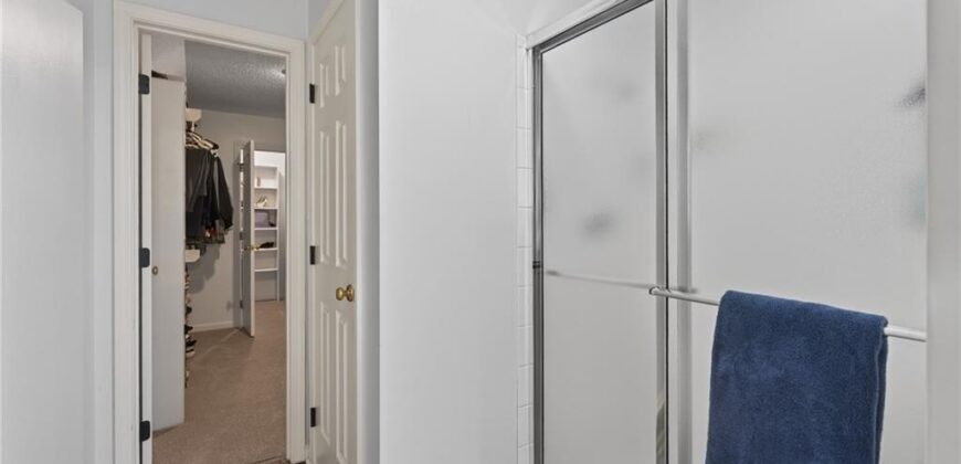 4012 NE 63rd Street, Gladstone, MO 64119