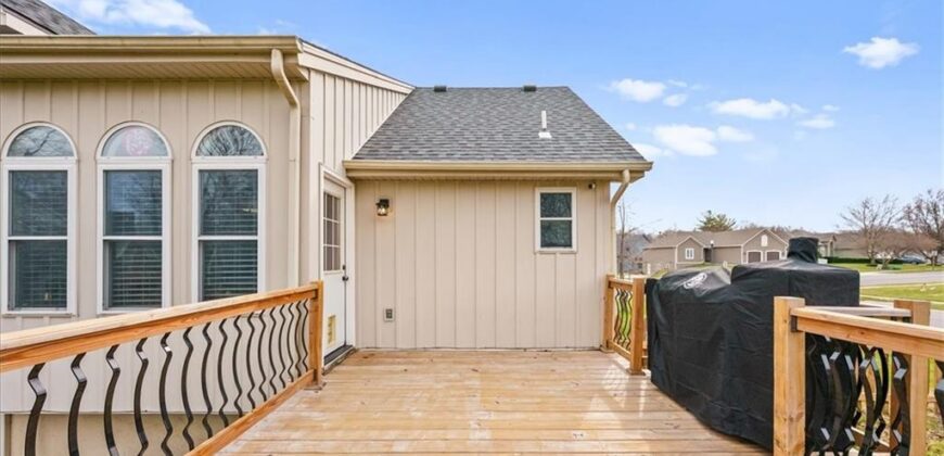 1104 Regency Drive, Kearney, MO 64060