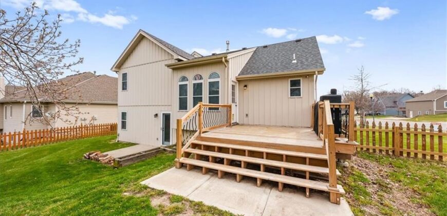 1104 Regency Drive, Kearney, MO 64060