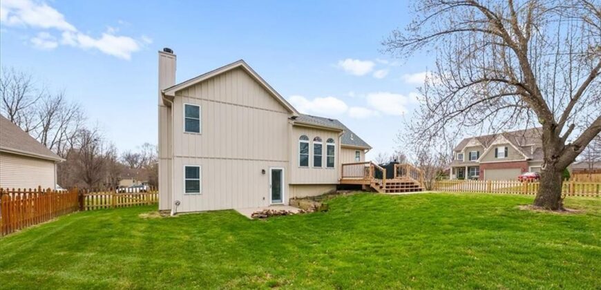 1104 Regency Drive, Kearney, MO 64060