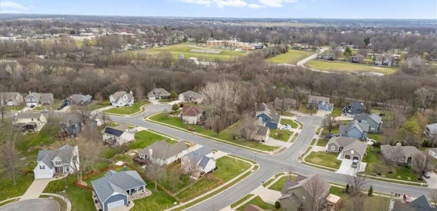 1104 Regency Drive, Kearney, MO 64060