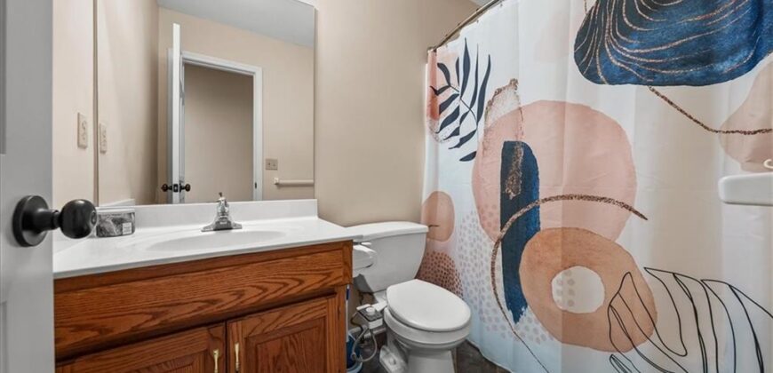 1104 Regency Drive, Kearney, MO 64060
