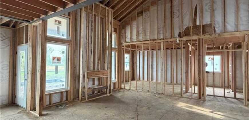 2357 Prairie Creek Drive, Kearney, MO 64060