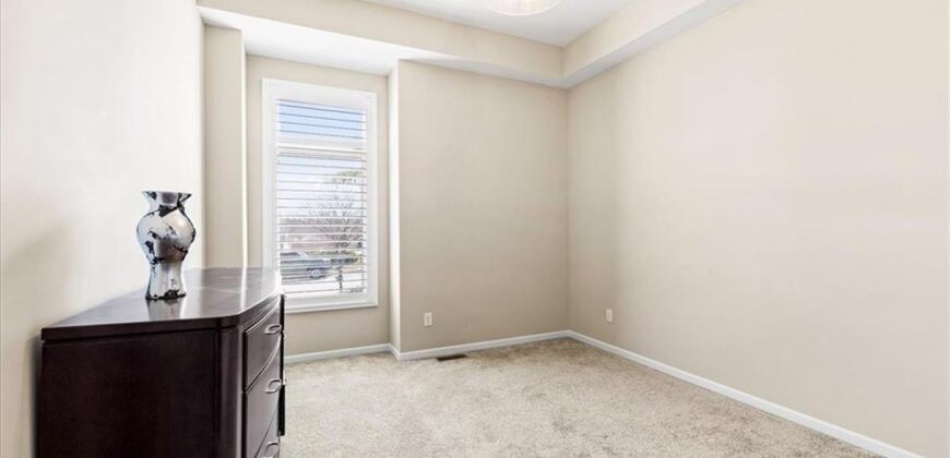 10008 N Revere Court, Kansas City, MO 64154