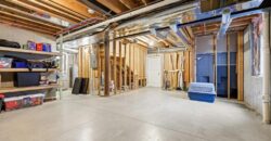 10008 N Revere Court, Kansas City, MO 64154