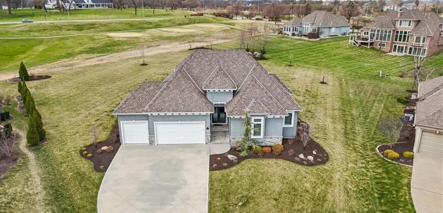 10008 N Revere Court, Kansas City, MO 64154