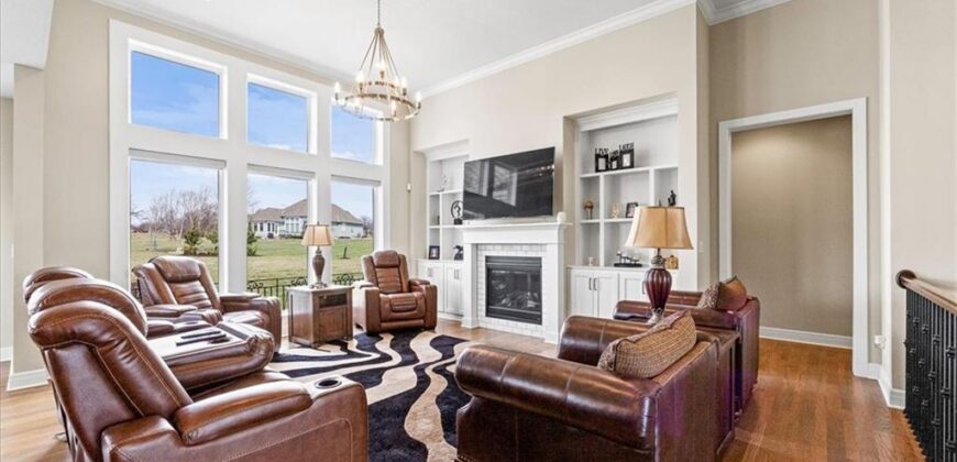 10008 N Revere Court, Kansas City, MO 64154