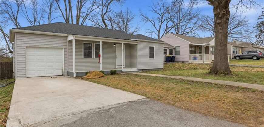 1224 NE 43rd Terrace, Kansas City, MO 64116