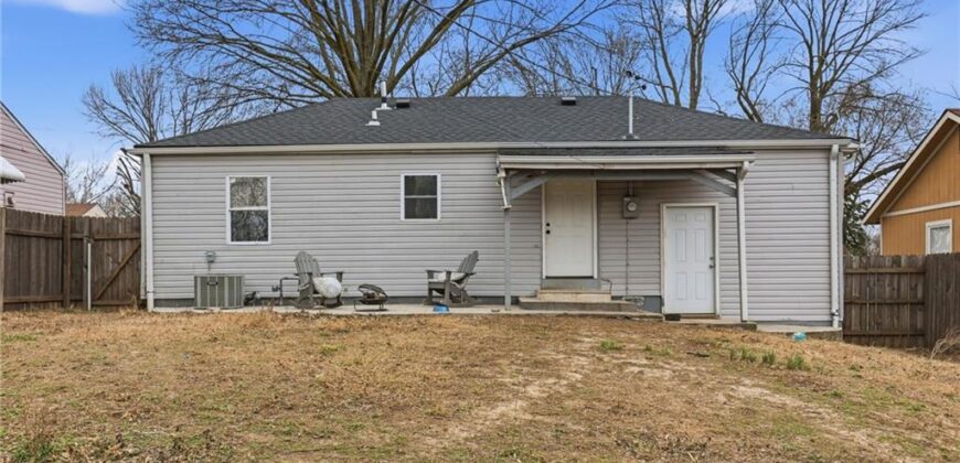 1224 NE 43rd Terrace, Kansas City, MO 64116