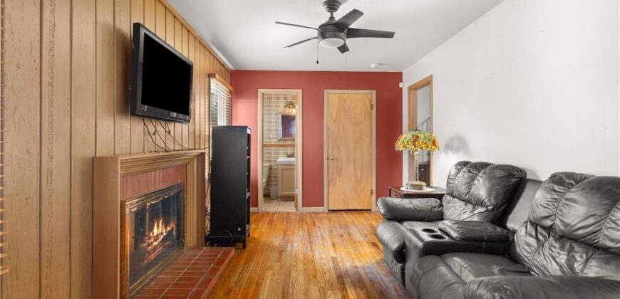 4819 NE Sherwood Drive, Kansas City, MO 64119